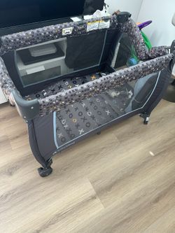 Baby Trend Corral