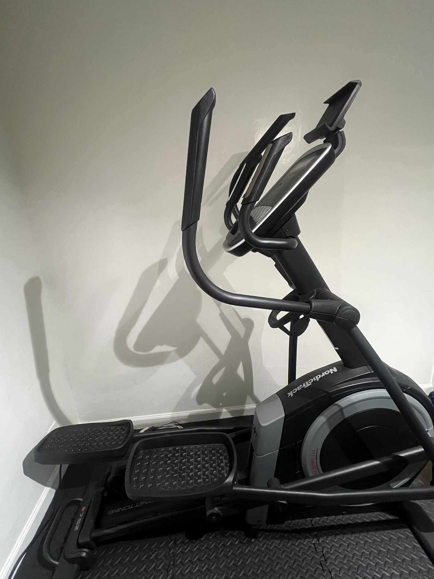 Nordic Elliptical