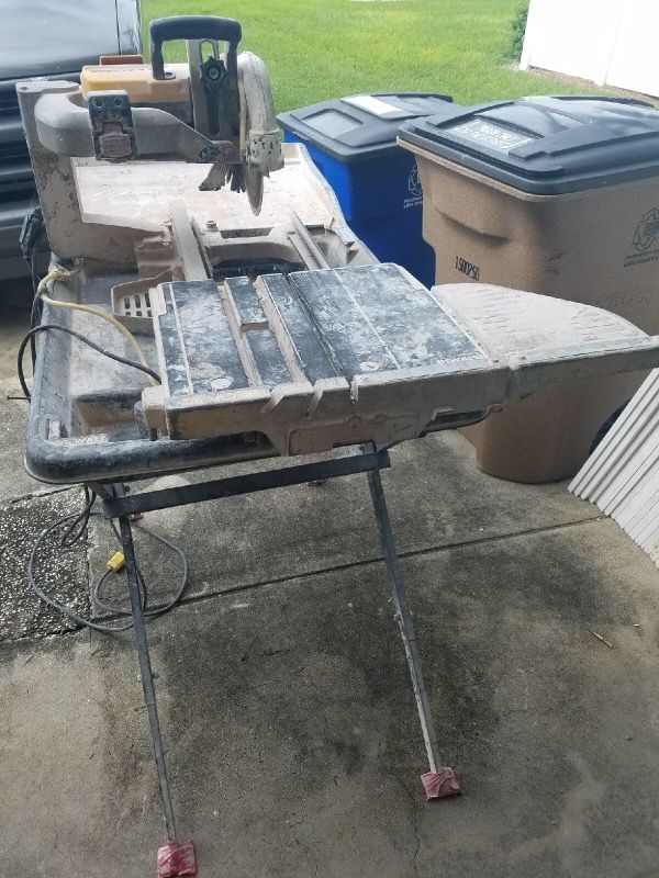 Wet saw marble and tile cutter works great and new blade