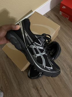 ASICS Size 11 Men