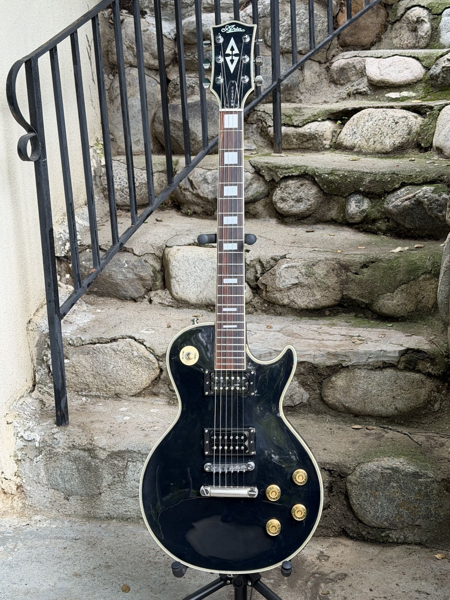 Aria 1970’s Les Paul Custom MIJ Electric Guitar