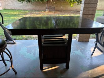 Hi-Top Table
