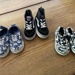 Toddler boys Vans Shoes Size 6