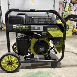 Ryobi RYi4022 4000W Inverter Generator - Like New