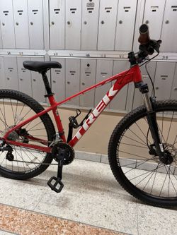 TREK MARLIN 6 (29er)…