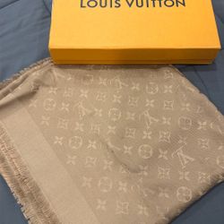 Louis Vuitton Scarf Brown 