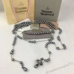Vivienne Westwood Irregular Three Row Pearl Bas Relief Choker in Silver Grey