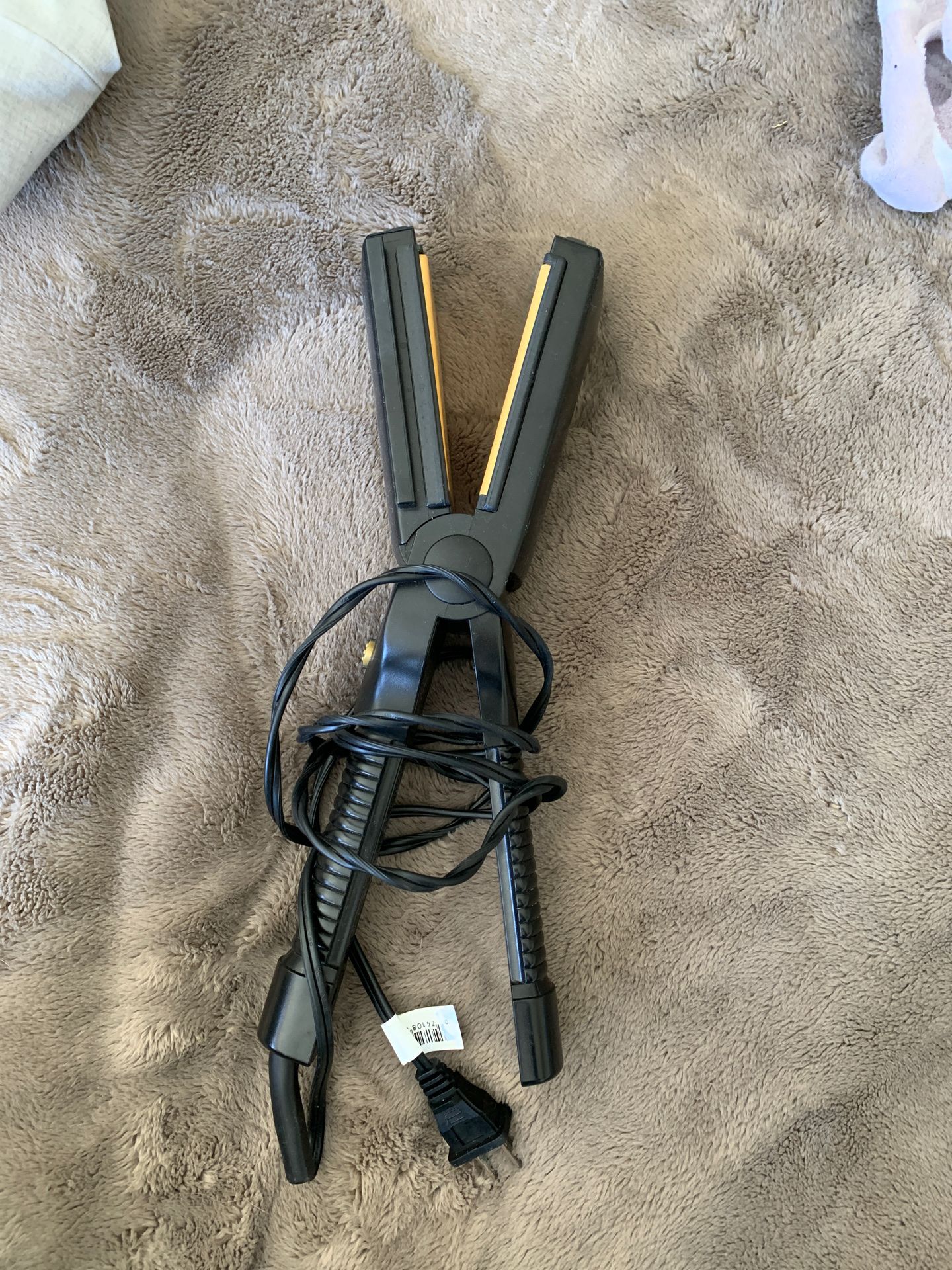 Hair straightener