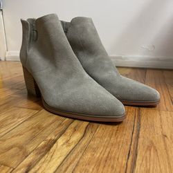 Brand New Vince Camuto Boots (Grey Suede)