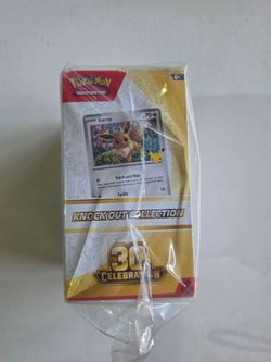 Pokémon TCG Knock Out Collection 30th Celebration w/Eevee Promo & Coin
