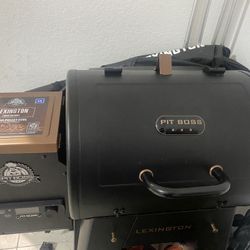 Lexington Pit boss Bbq Grill 