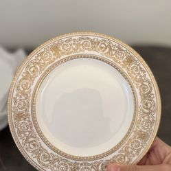 Imported From London And Germany Tea Plates. 