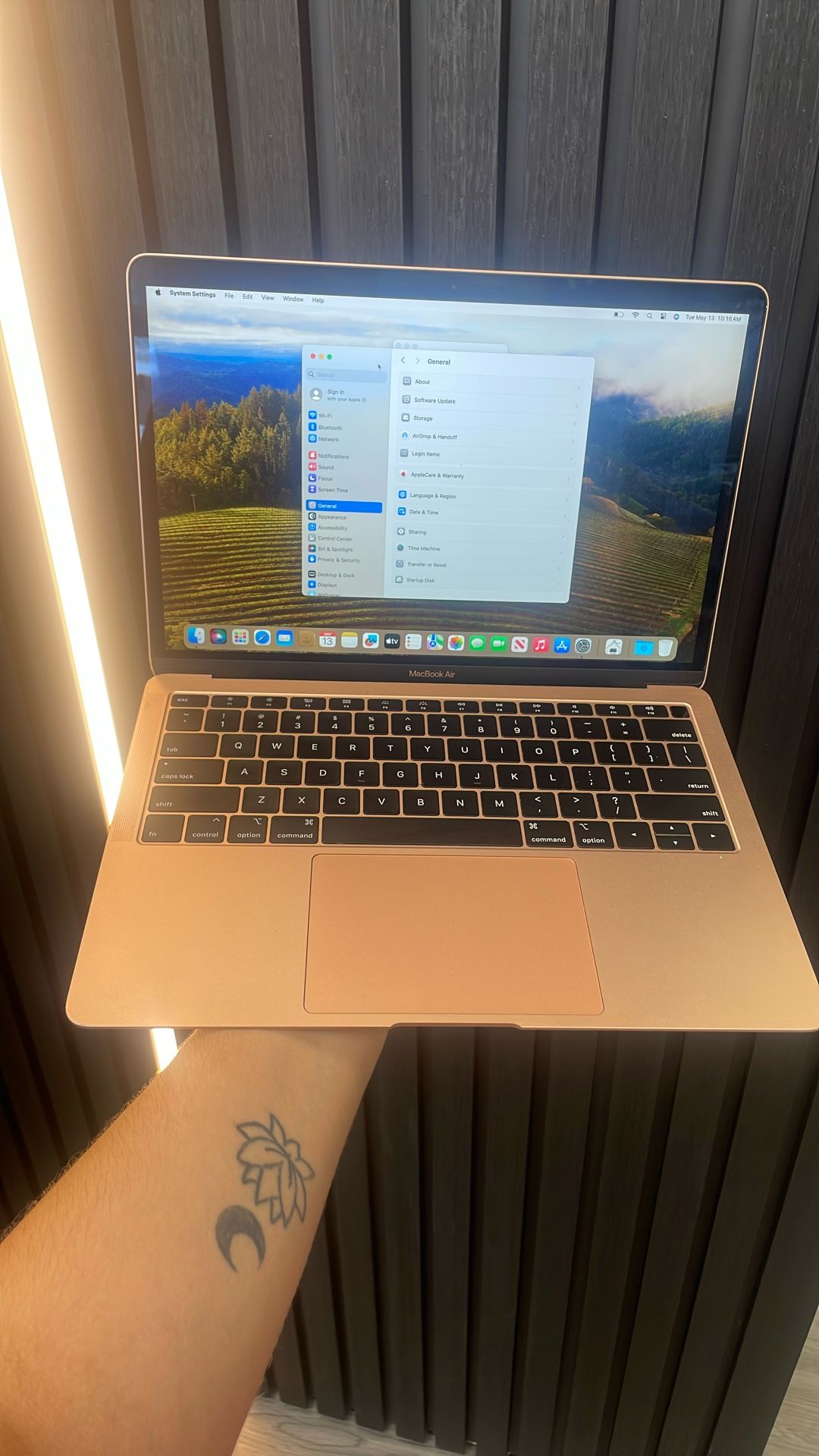 MacBook Air 2018 i5 8GB 128 GB