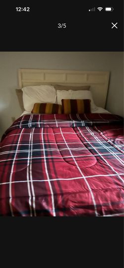 Beds, mirrors, mattresses, tables and chairs for free
