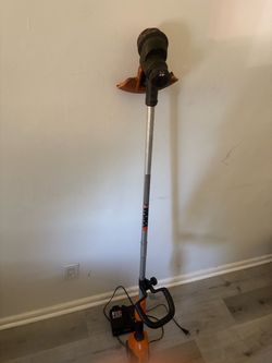 Grass edge trimmer