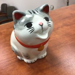 Maneki Neko Japan Lucky Cat Creamer Pitcher 