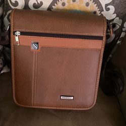 Crossbody men’s bag