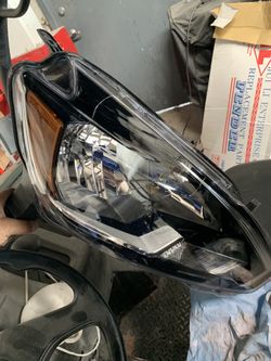 2016 2017 2018 2019 NISSAN SENTRA RIGHT HEADLIGHT