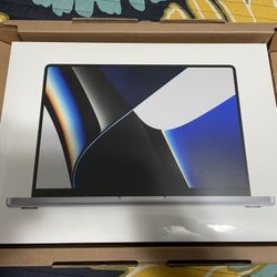 2021 Apple MacBook Pro (14-inch, Apple M1 Pro chip with 10‑core CPU and 16‑core GPU, 16GB RAM, 1TB SSD) - Silver