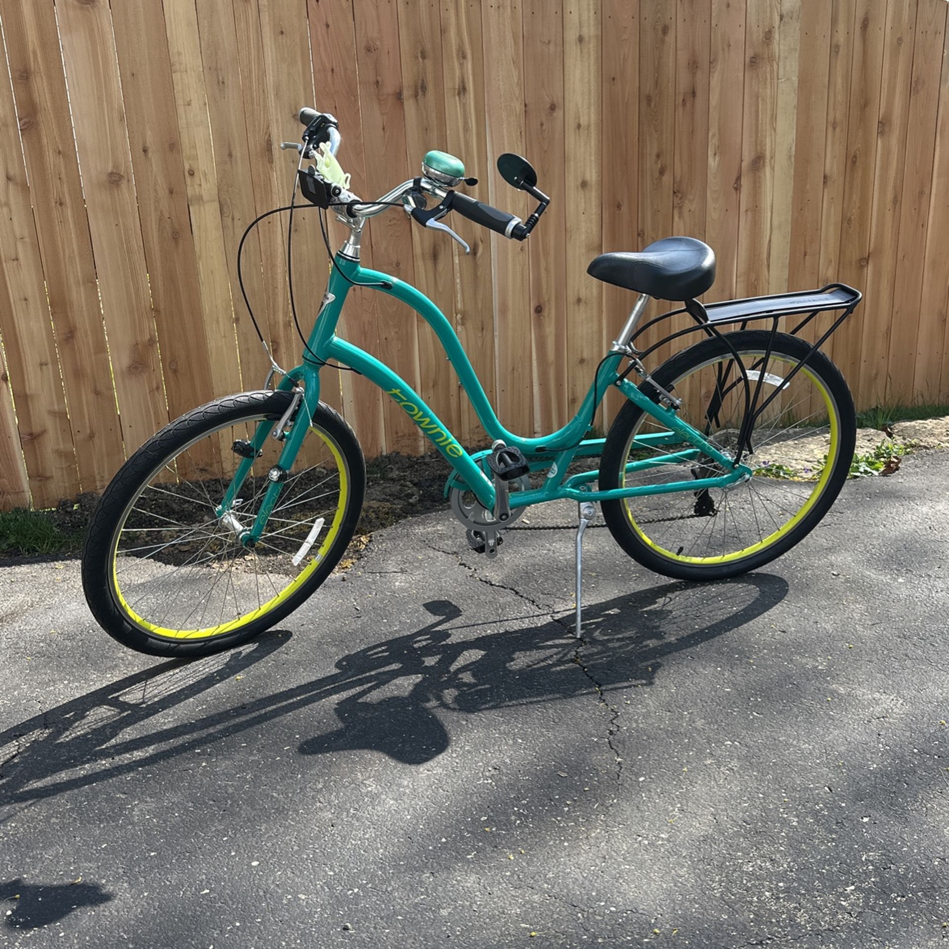 Townie Bike Excellent Condition!!! for Sale in Grayslake, IL OfferUp