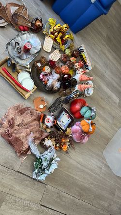 Fall Harvest Decor Lot