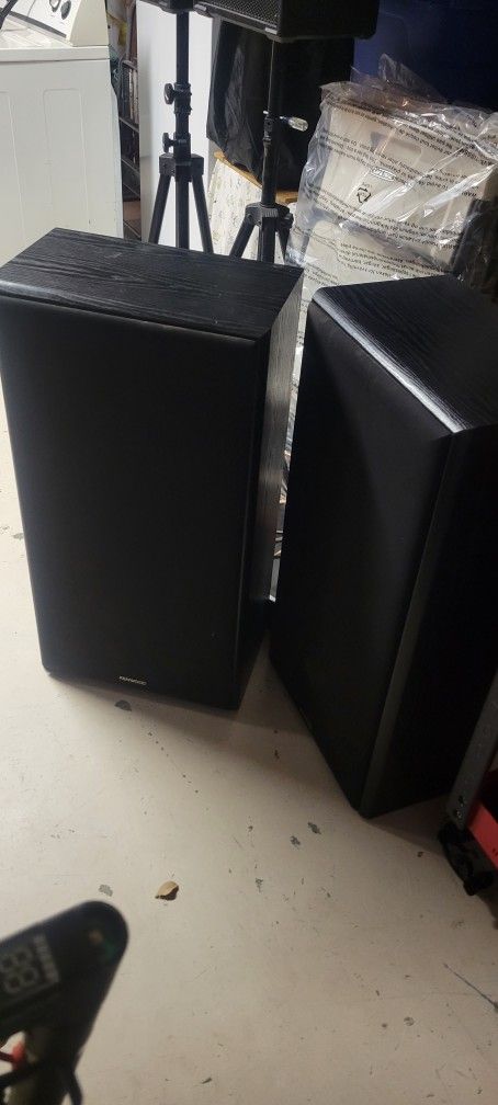 2 Kenwood Speakers