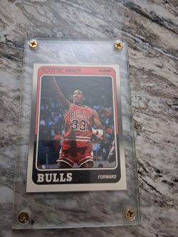 Scottie Pippen Fleer Rookie Card Chicago Bulls
