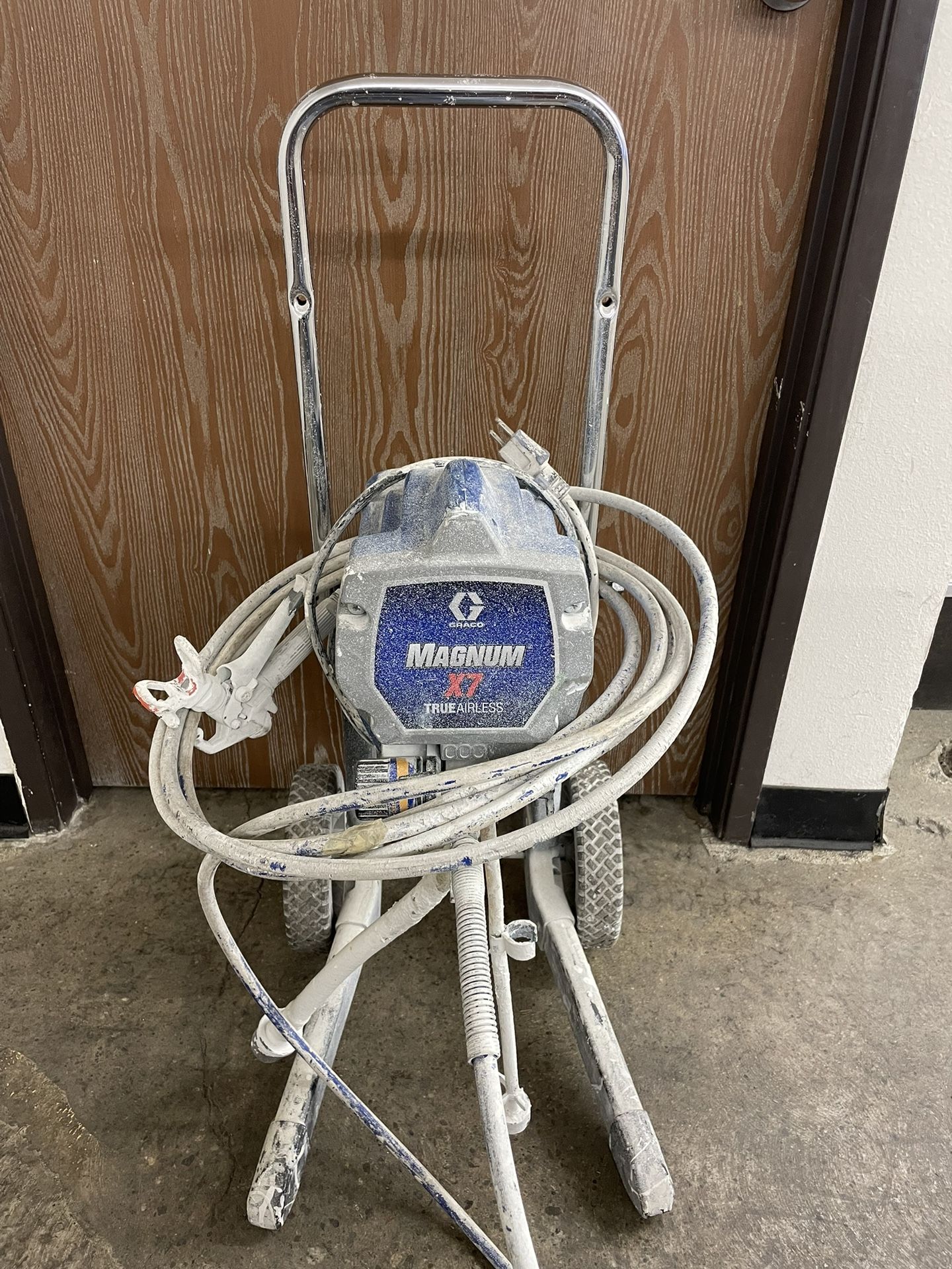Graco Magnum X7 Airless Paint Sprayer