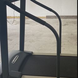 PaceMaster Silver Select XP Treadmill