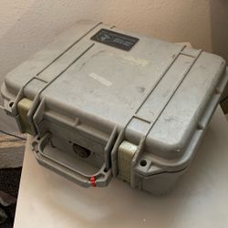 Pelican 1400 Waterproof Case