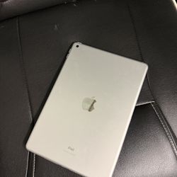 Apple Ipad 8th Gen 32GB Wi-fi