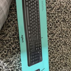 Logitech Keyboard 