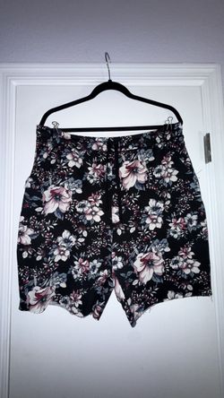 LuLaRoe Dark Floral Jamie French Terry Shorts - Size Large