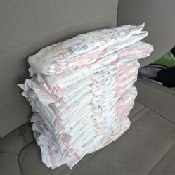 Free Huggies Size 3 Diapers. 15 Count.  