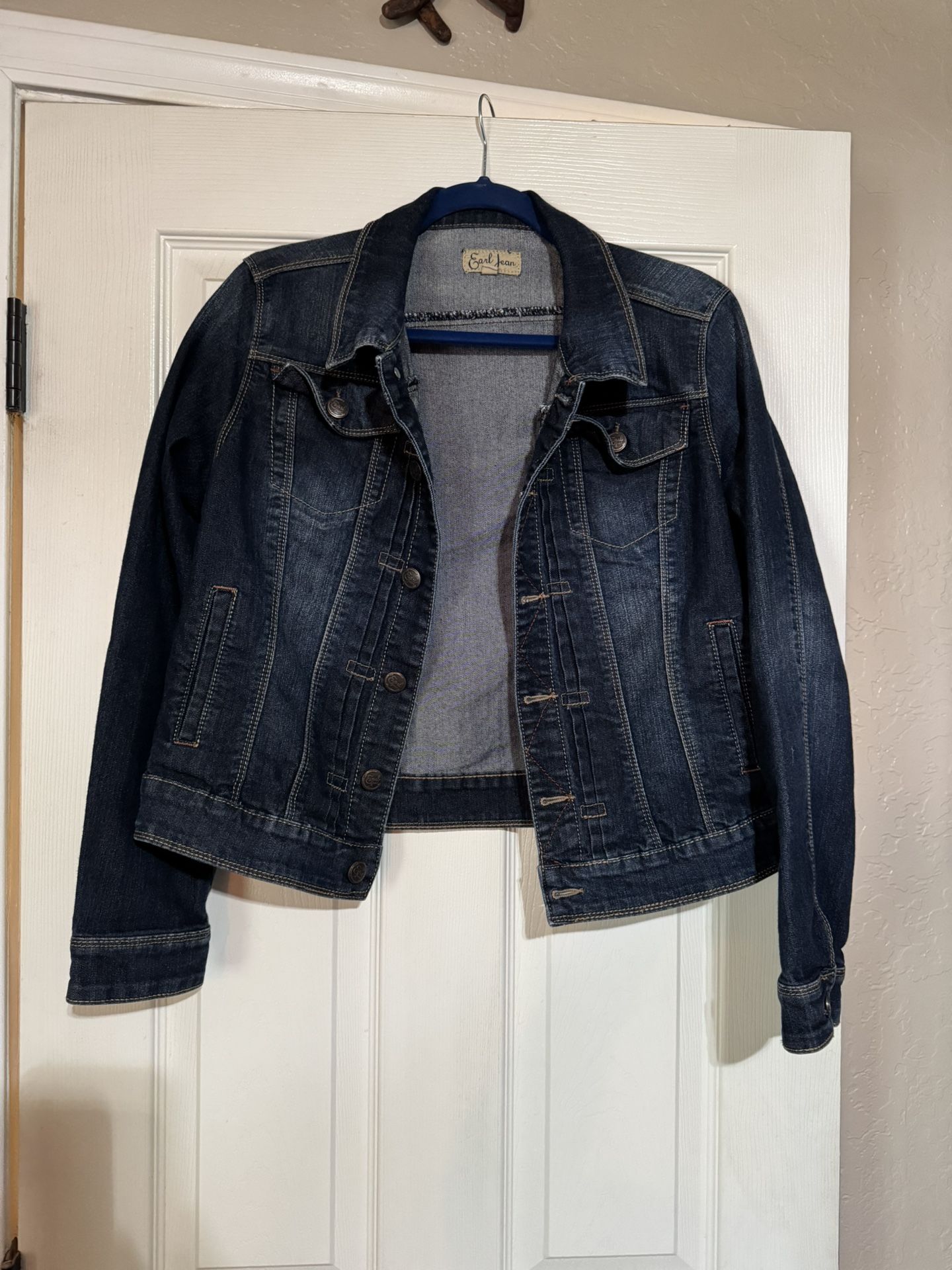 Ladies Denim Long Sleeve Crop Jackets
