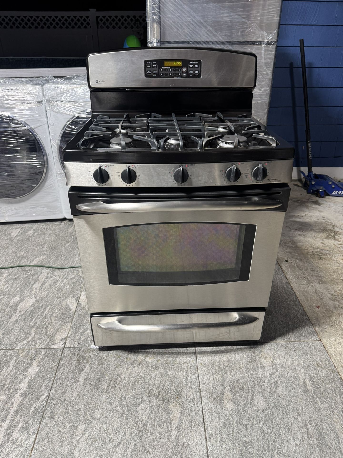 GE Profile Gas Stove 30 Inches Working Perfect Clean One Receipt For 90 Days Warranty