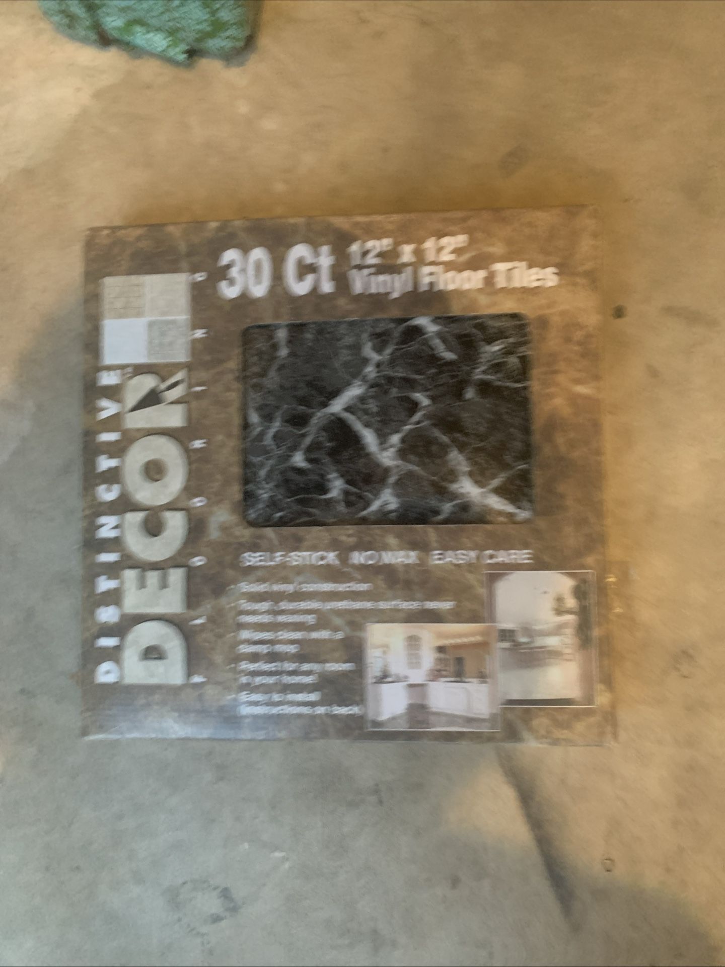 Vinyl Tiles 30 Count (Self Sticking)