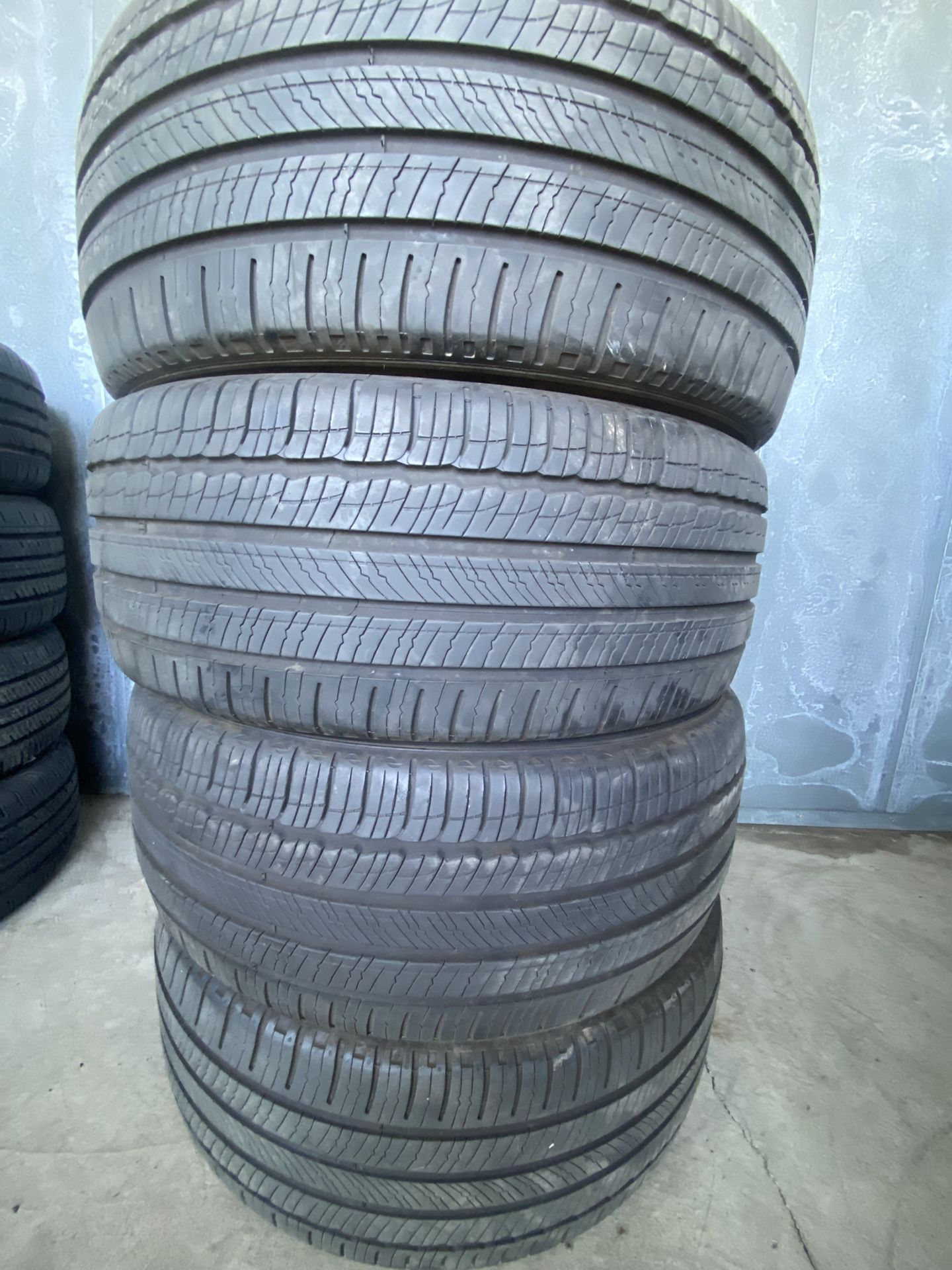 235/45/18 Michelin Primacy Mxm4 Like New Set Of 4