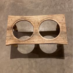 Dog Dish Holder 