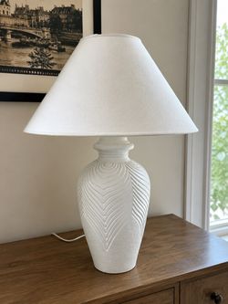 Large 31” White Textured Table Lamp w/ Shade