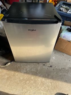 Mini fridge