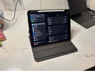iPad Pro 11”