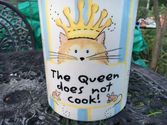 Cat Queen kitten FOOD treat jar LINDA GRAYSON