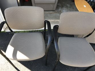 Office chairs made by Hon