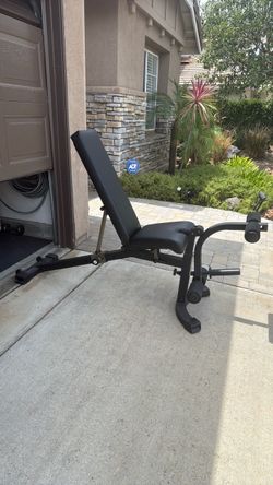 Weight bench