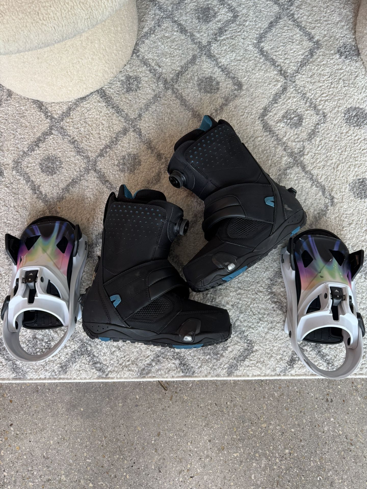 Burton Step Ons Size 10 LIKE NEW