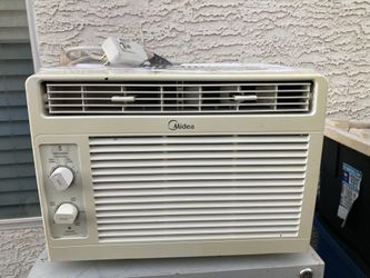 Midea AC Unit