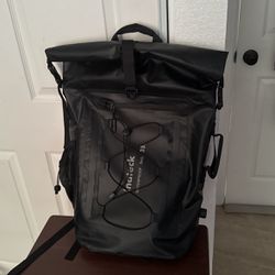 waterproof backpack to store water up to 35 liters