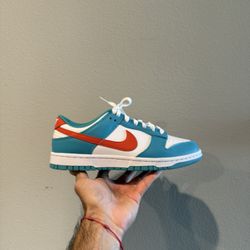 Nike Dunk Low Men’s Size 8.5 (NEW)