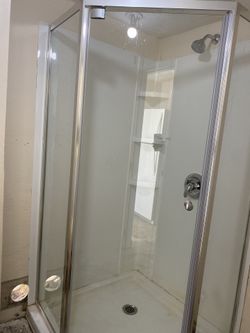 Corner bath